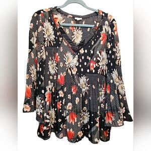 Spense Black Floral & Polka Dot V-Neck Tunic with Red Accents, Sz Lg
